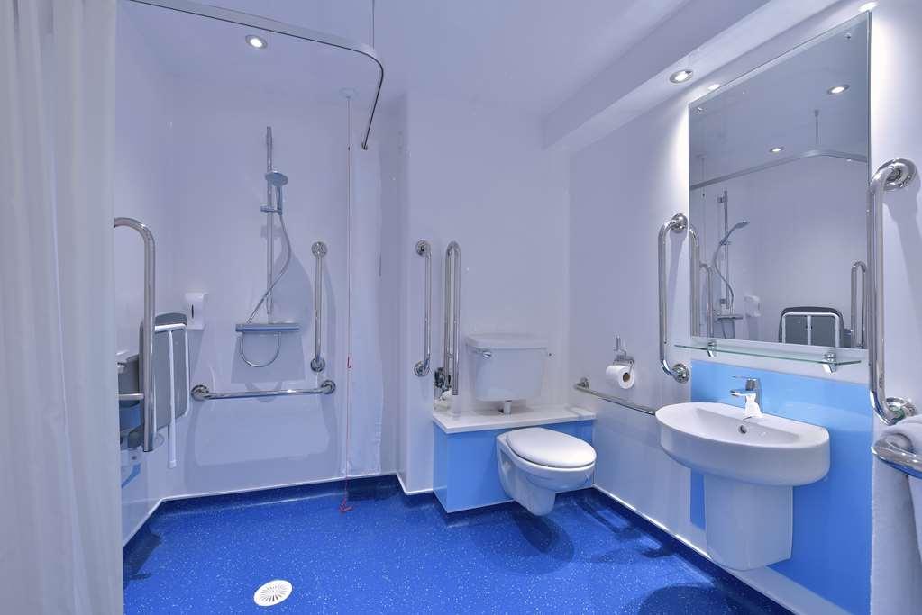 Travelodge Harlow Cameră foto